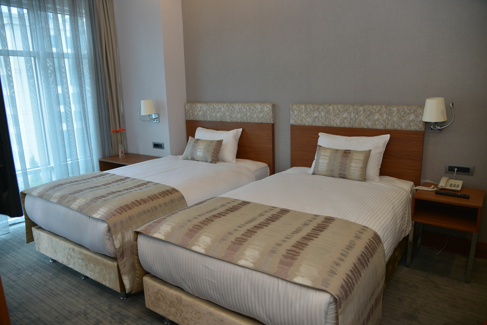 Discovery Hotel Estambul Exterior foto
