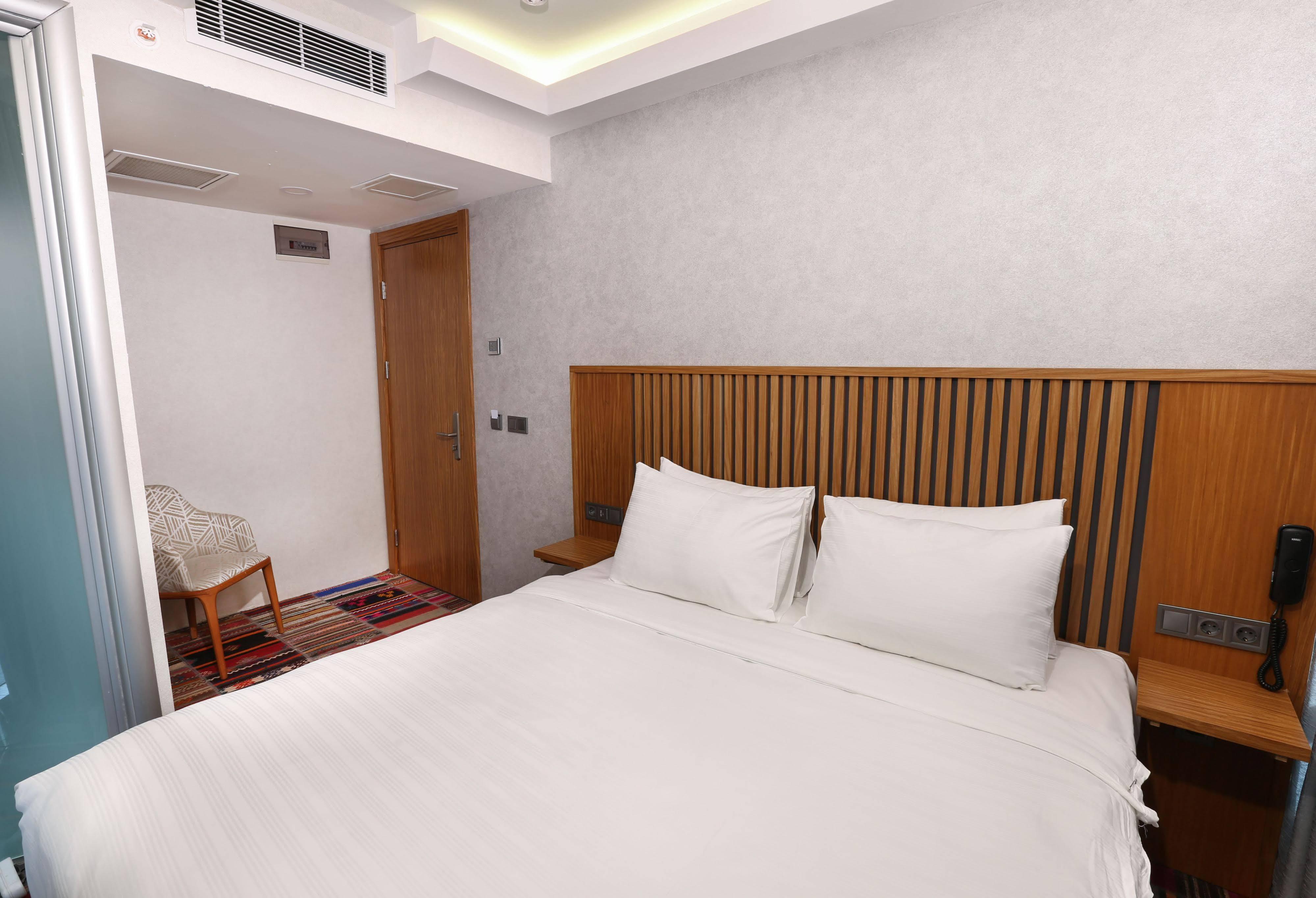 Discovery Hotel Estambul Exterior foto